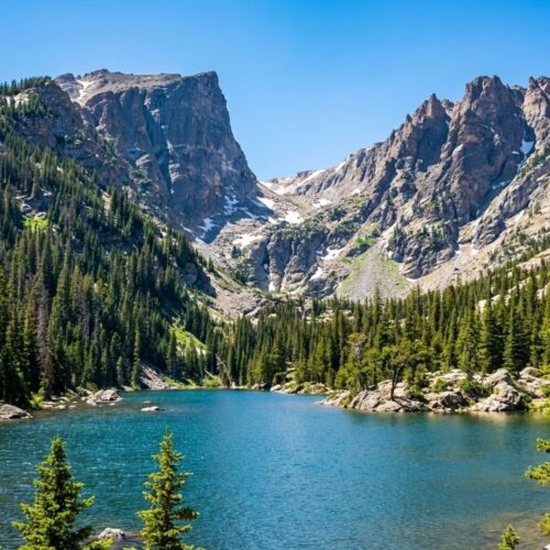 A scenic mountain lake view within Rocky Mountain National Park.
